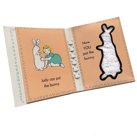 2 Classic Children’s Books The Best Nest Pat The Bunny NEW - Picture 6 of 8